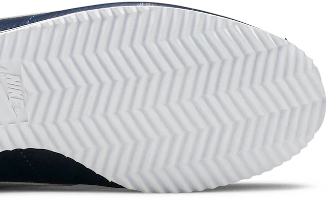 Nike Classics Cortez Leather Midnight Navy White 749571-414 Purchase Nike Classics Cortez Leather Midnight Navy White 749571-414