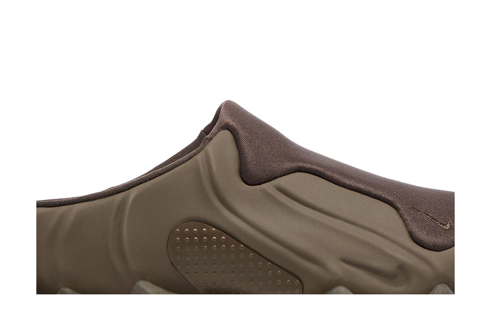 Lookbook Nike Clogposite ''Pierre de Fer'' HF2900-001