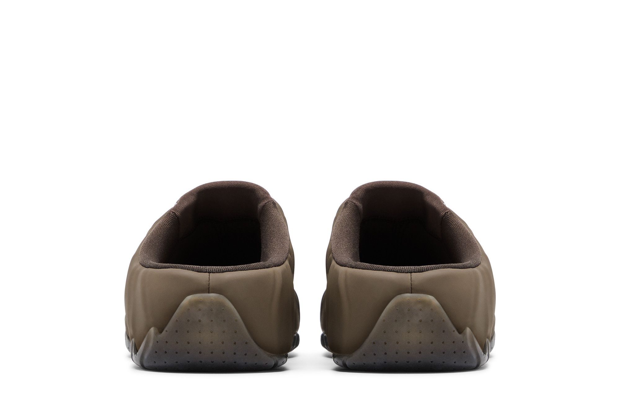 Sizing Nike Clogposite ''Pierre de Fer'' HF2900-001