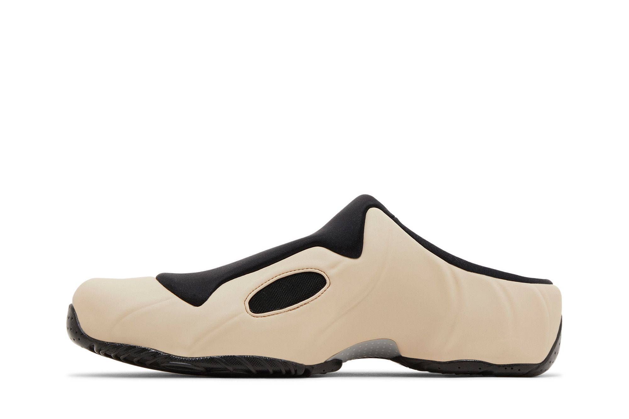 Shop Nike Clogposite ''Sanddrift'' Chaussures HF6881-100