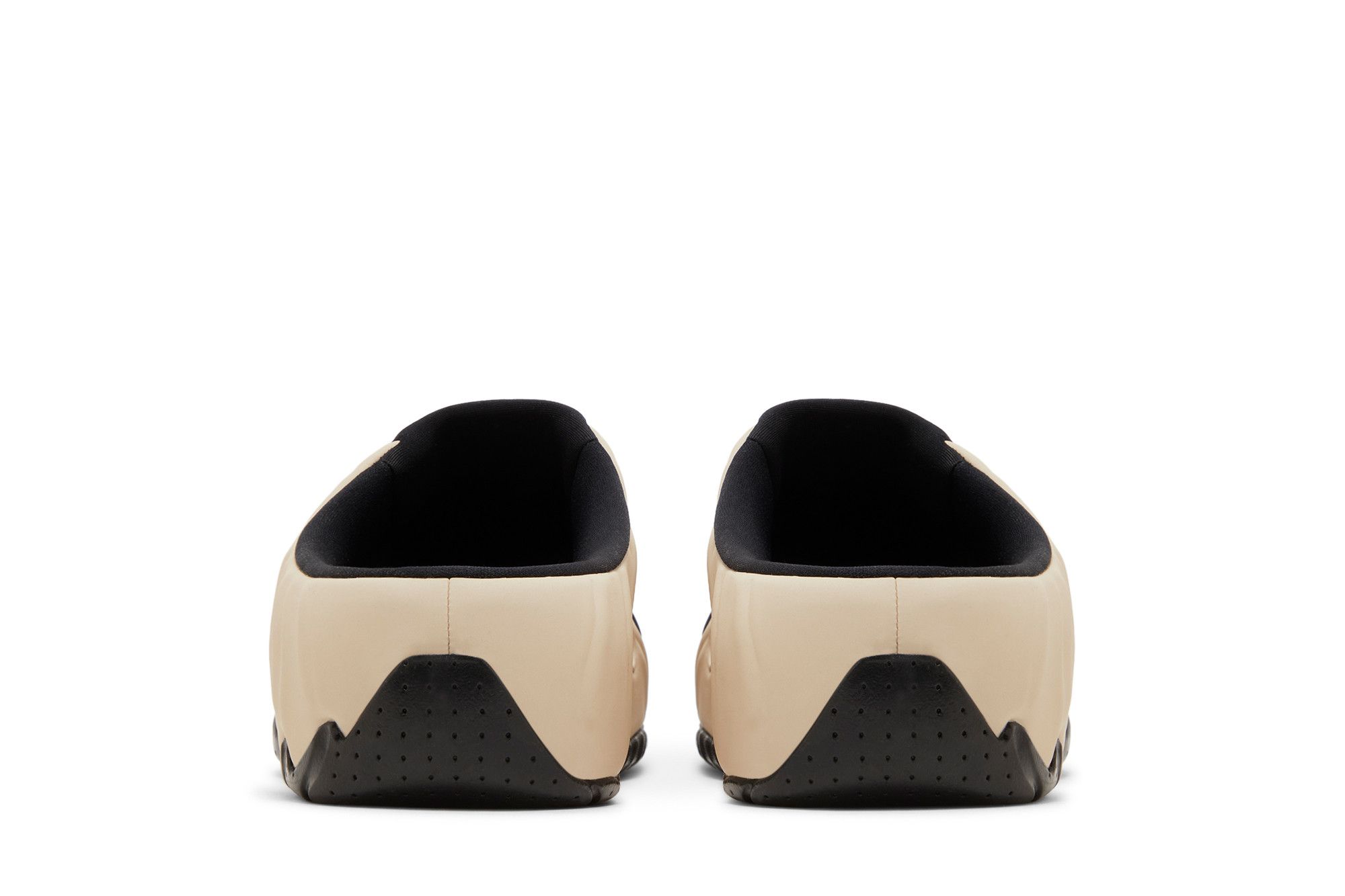 Sizing Nike Clogposite ''Sanddrift'' Chaussures HF6881-100