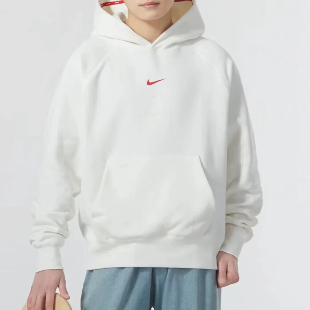 Nike CNY Year of the Dragon Logo Print Pullover Hoodie White FZ6373-133 圖 8