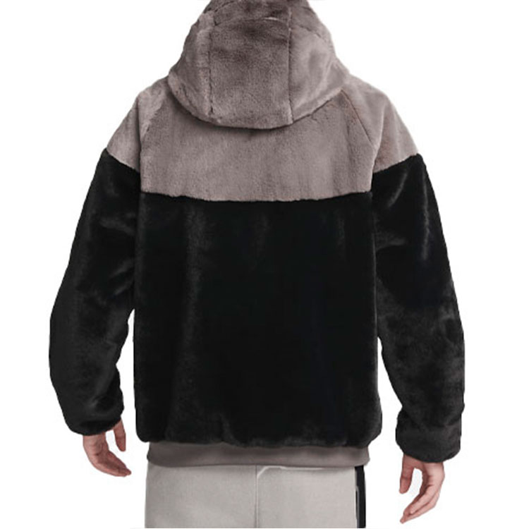 Details for 耐克兔年CNY黑色风行者连帽运动外套 FD9895-010