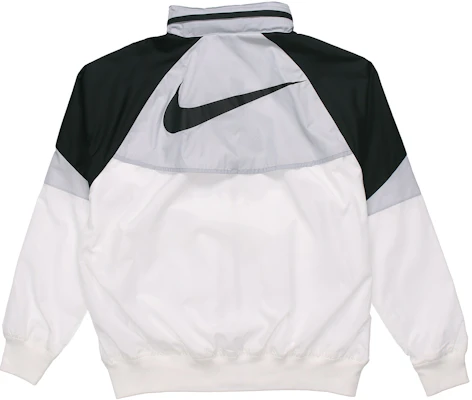 耐克可打包白色拼色连帽夹克 AR2210-100 Lookbook 耐克可打包白色拼色连帽夹克 AR2210-100