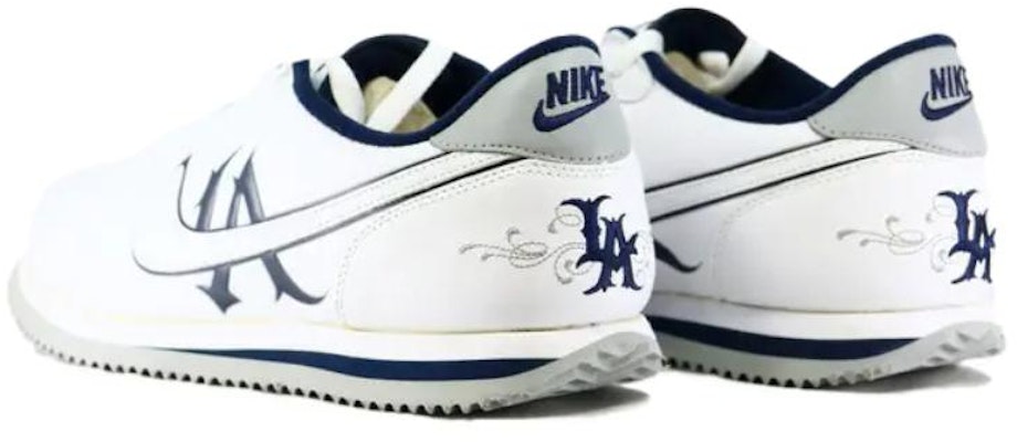 나이키 코르테즈 베이직 '미스터 카툰' 311295-112 Shop 나이키 코르테즈 베이직 '미스터 카툰' 311295-112