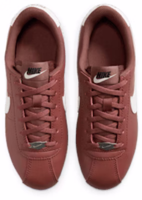 (JR) 耐克 Cortez 运动鞋 DM0950-200 Shop (JR) 耐克 Cortez 运动鞋 DM0950-200