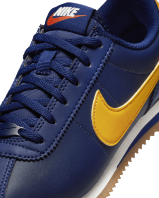 Sizing (JR) 耐克 Cortez 运动鞋 DM0950-401