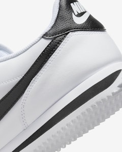 Nike Cortez de Cuero 'Blanco Negro' DM4044-105 1