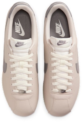 Nike Cortez Kulit Krim II/Soft Pearl/Pencil Point DM4044-202 Shop Nike Cortez Kulit Krim II/Soft Pearl/Pencil Point DM4044-202