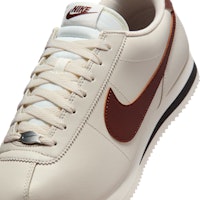 耐克Cortez皮革浅米色/奶白/黑色/棕色 DM4044-114 Sizing 耐克Cortez皮革浅米色/奶白/黑色/棕色 DM4044-114