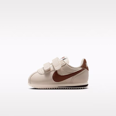 nike-cortez-light-orewood-brown-sail-black-fauna-brown-im-2209-107