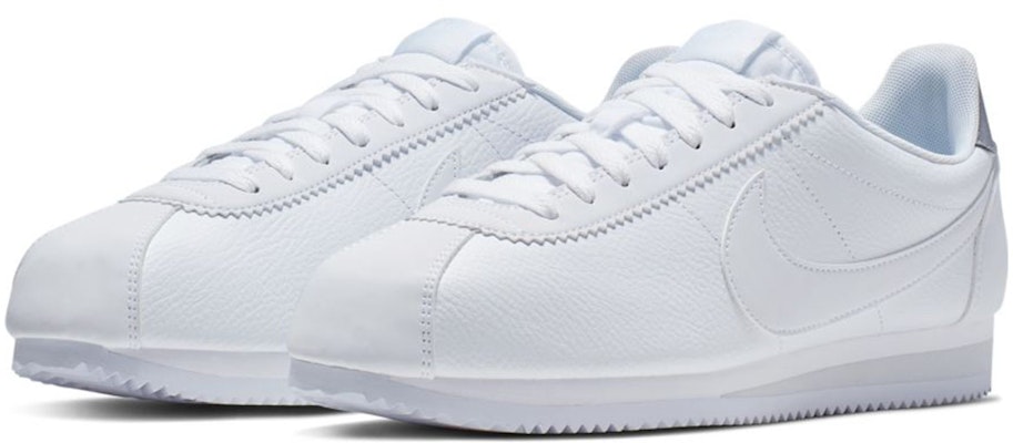 Nike Classic Cortez 'Putih Hitam' 749571-101 Lookbook Nike Classic Cortez 'Putih Hitam' 749571-101