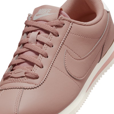 Nike Cortez Particle Pink/Sail/Particle Pink IH7653-600 Sizing Nike Cortez Particle Pink/Sail/Particle Pink IH7653-600
