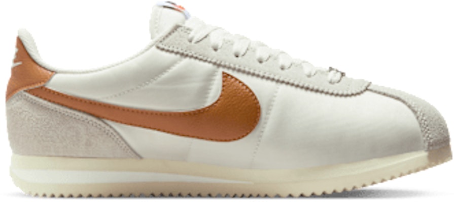 (W) Nike Cortez Textile 'Sail Alabaster' Sepatu Pria Wanita Casual Terbaru. DZ2795-101 Lookbook (W) Nike Cortez Textile 'Sail Alabaster' Sepatu Pria Wanita Casual Terbaru. DZ2795-101