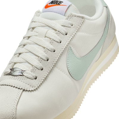 Nike Cortez Textile DZ2795-103 1