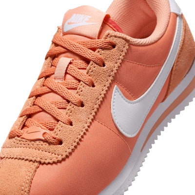 (Youth) Nike Cortez Textile IF1615-800 Sizing (Youth) Nike Cortez Textile IF1615-800