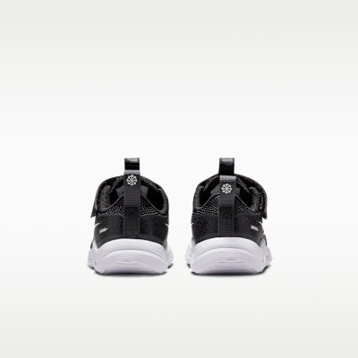 (TD) Nike Cosmic Runner Negro/Antracita/Blanco HM4401-003 Details for (TD) Nike Cosmic Runner Negro/Antracita/Blanco HM4401-003
