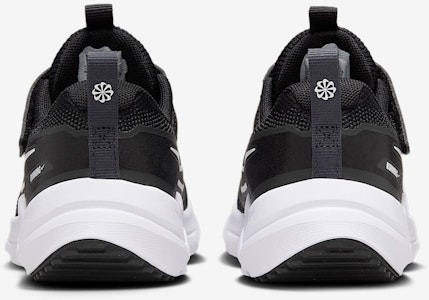 耐吉 Cosmic 跑者 HM4400-003 Details for 耐吉 Cosmic 跑者 HM4400-003