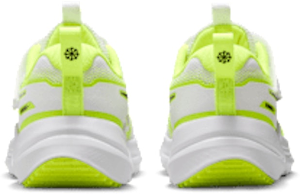 (Youth) Nike Cosmic Runner HM4400-106 Details for (Youth) Nike Cosmic Runner HM4400-106