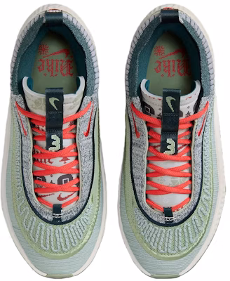 Nike Cosmic Unity 3 'Christmas' DV2757-003/DV2770-003 Shop Nike Cosmic Unity 3 'Christmas' DV2757-003/DV2770-003