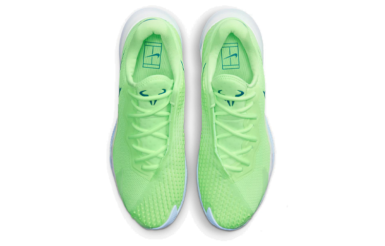 Shop NikeCourt Air Zoom Vapor Cage 4 Rafa 減震防滑 低筒運動鞋 綠藍