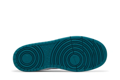 (Grade School) Nike Court Borough Low 2 'Cream Teal' BQ5448-017