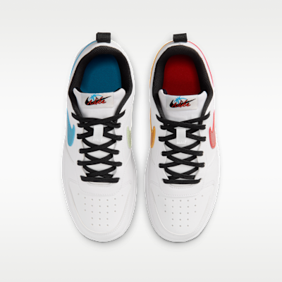 Shop Nike Court Borough Low Wit/Rood/Volt/Blauw IR1530-100