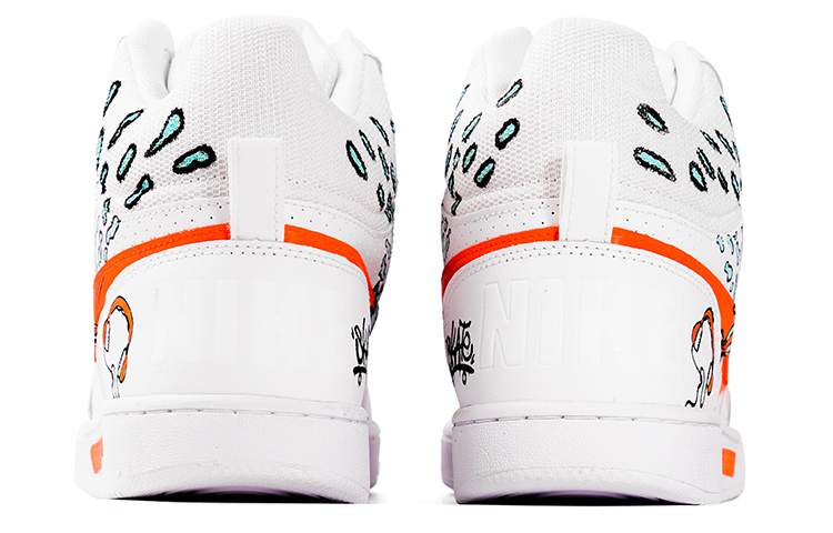 Shop 耐克Court Borough Mid ‘涂鸦’ 838938-111-460303