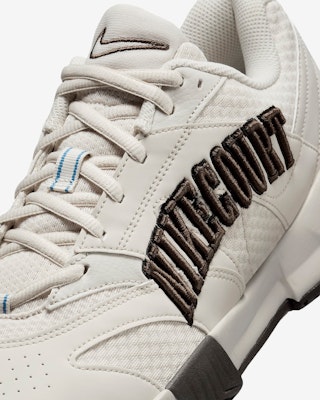 Nike Court Light 4 Heritage 'Coklat Terang Orewood' FZ8543-100 Sizing Nike Court Light 4 Heritage 'Coklat Terang Orewood' FZ8543-100