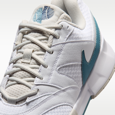 Sizing Nike Court Lite 4 Putih/Light Bone/Slate Baru/Biru Smoky FD6574-112