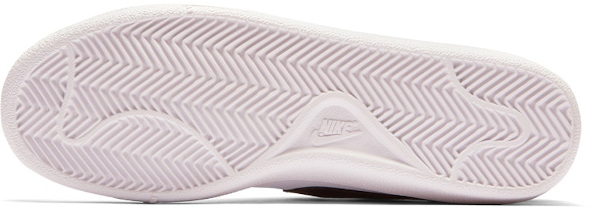 ナイキ コート マジェスティック レザー 白黒 (Nike Kōto Majesutikku Rezā Shirokuro) 574236-100 Details for ナイキ コート マジェスティック レザー 白黒 (Nike Kōto Majesutikku Rezā Shirokuro) 574236-100