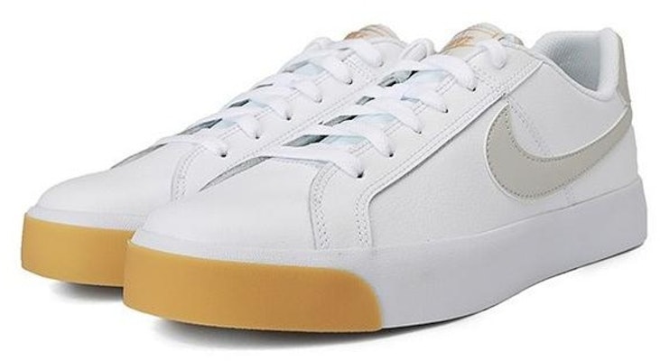 ナイキ コート ロイヤル AC 白ガム (Nike Kōto Roiyaru AC Shiro Gamu) BQ4222-106 Lookbook ナイキ コート ロイヤル AC 白ガム (Nike Kōto Roiyaru AC Shiro Gamu) BQ4222-106