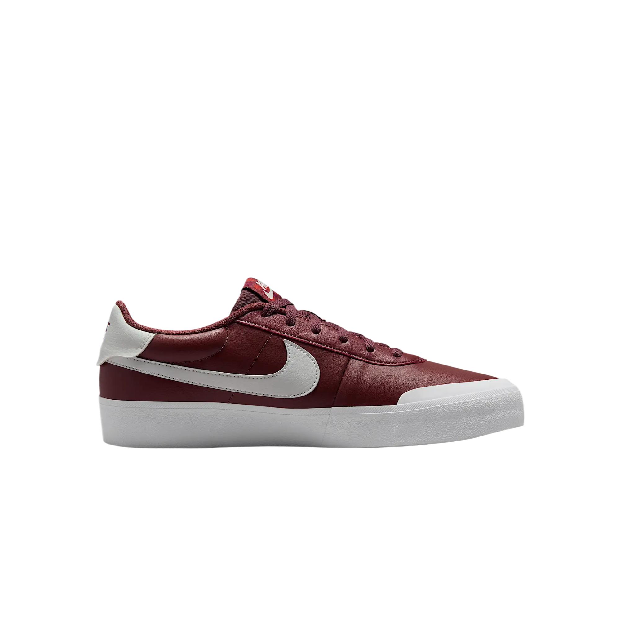 Lookbook Nike Court Shot ''Sepia Rossa'' FQ8146-200