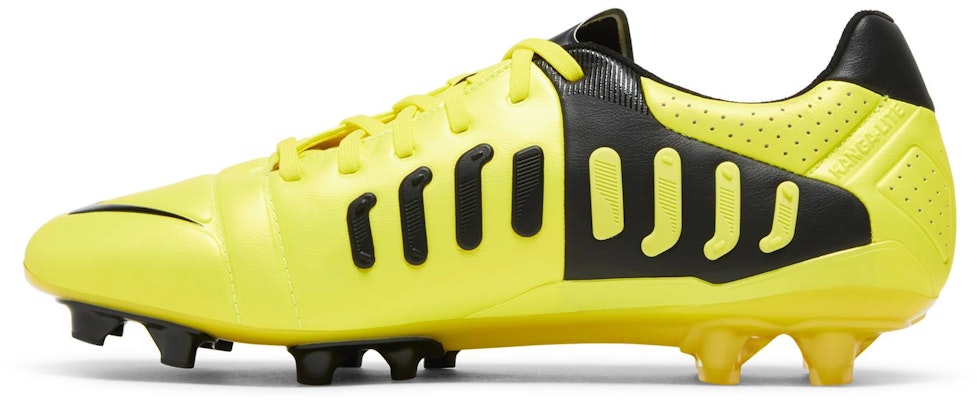 Nike CTR360 Maestri 3 SE FG 'Sonic Yellow' Sepatu Bola Kuning FD3803-710 Lookbook Nike CTR360 Maestri 3 SE FG 'Sonic Yellow' Sepatu Bola Kuning FD3803-710