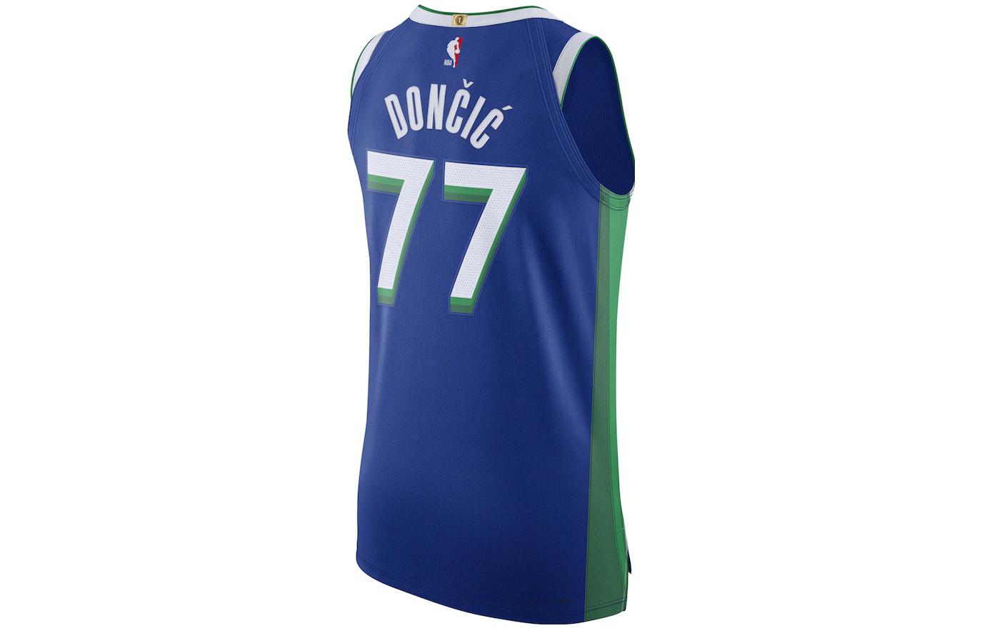 Lookbook Nike Dallas Mavericks Luka Doncic #77 Jersey Basket Edisi Pemain Biru. DQ0191-496