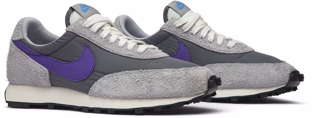 Nike Daybreak SP ''Hyper Grape'' Sneaker. BV7725-001 1