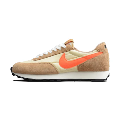 Nike Daybreak SP Low-Top Yellow