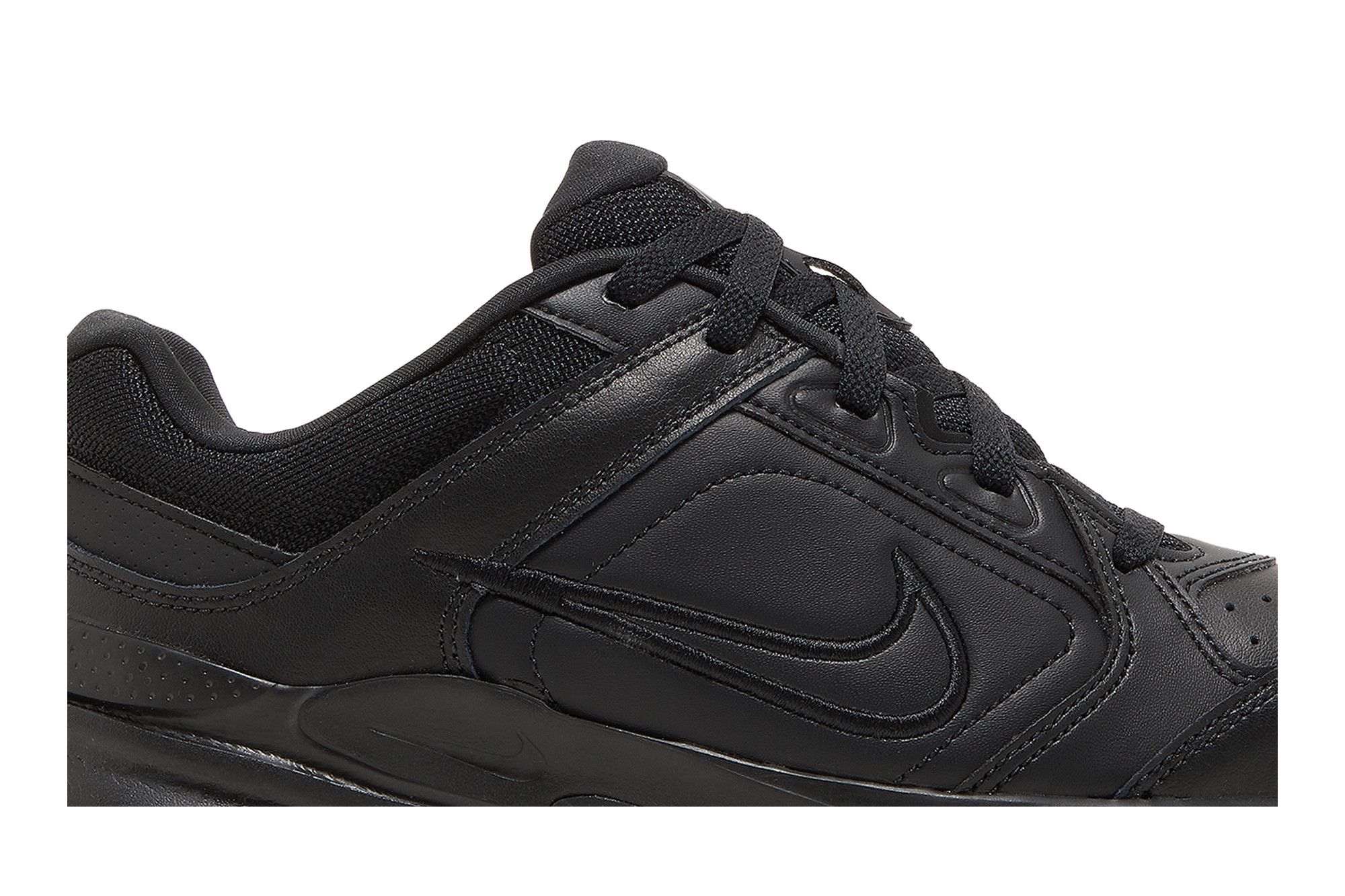 Shop Nike Defy All Day 'Triple Black' Lelaki Kasut Hitam Sepenuhnya DJ1196-001