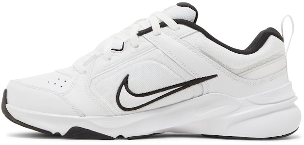 Nike Defy All Day 'Putih Hitam' DJ1196-102 Lookbook Nike Defy All Day 'Putih Hitam' DJ1196-102