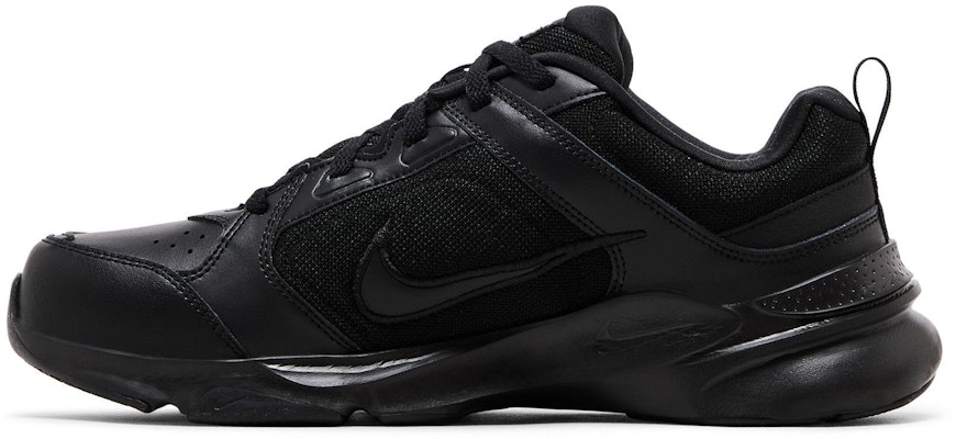 Nike Defy All Day Extra Wide 'Triple Black' Lelaki Hitam Penuh DM7564-002 Lookbook Nike Defy All Day Extra Wide 'Triple Black' Lelaki Hitam Penuh DM7564-002