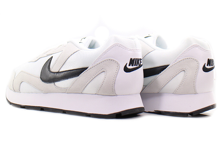 Shop Nike Delfine 舒適透氣 低筒悠閒跑步鞋 白色