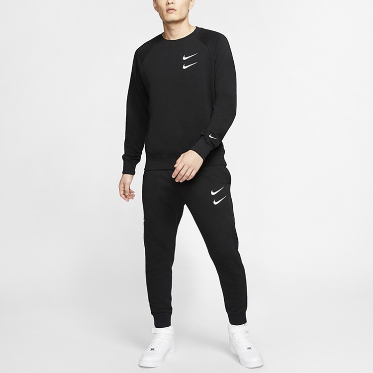 Shop Nike 雙勾刺繡加絨連帽衫 冬季黑色 DD5079-010