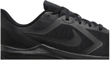 ナイキ ダウンシフター10 4E ワイド ブラック CI9982-002 Order ナイキ ダウンシフター10 4E ワイド ブラック CI9982-002