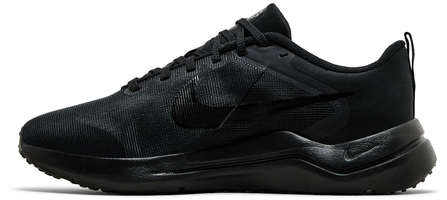 Nike Downshifter 12 Extra Wide 可回收材料 低筒 跑步鞋 男款 黑 寬版 Lookbook Nike Downshifter 12 Extra Wide 可回收材料 低筒 跑步鞋 男款 黑 寬版