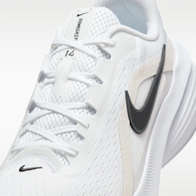 Nike Downshifter 14 Weiß/Platinum Tint/Anthrazit/Schwarz IB1895-101 Sizing Nike Downshifter 14 Weiß/Platinum Tint/Anthrazit/Schwarz IB1895-101