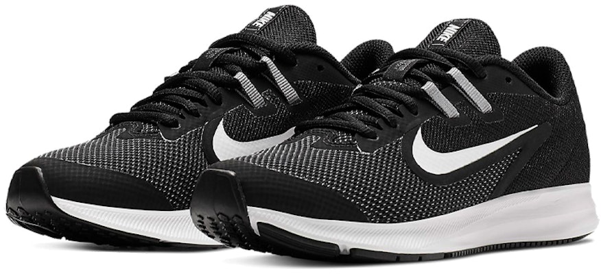 (Youth) Nike Downshifter 9 'Black White' AR4135-002 Lookbook (Youth) Nike Downshifter 9 'Black White' AR4135-002