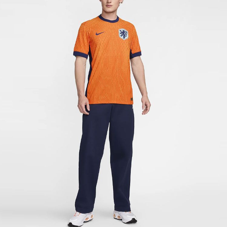 Shop Nike Dri-FIT ADV Jersey Sepakbola Belanda Oranye Safety FJ4263-819