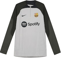Nike Dri-Fit Barcelona 23/24 Half-Zip Colorblock Long-Sleeve Soccer Shirt Green DX2908-222 Nike Dri-Fit Barcelona 23/24 Half-Zip Colorblock Long-Sleeve Soccer Shirt Green DX2908-222