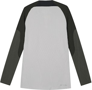 Nike Dri-Fit Barcelona 23/24 Camiseta Verde de Fútbol Manga Larga Half-Zip. DX2908-222 Lookbook Nike Dri-Fit Barcelona 23/24 Camiseta Verde de Fútbol Manga Larga Half-Zip. DX2908-222