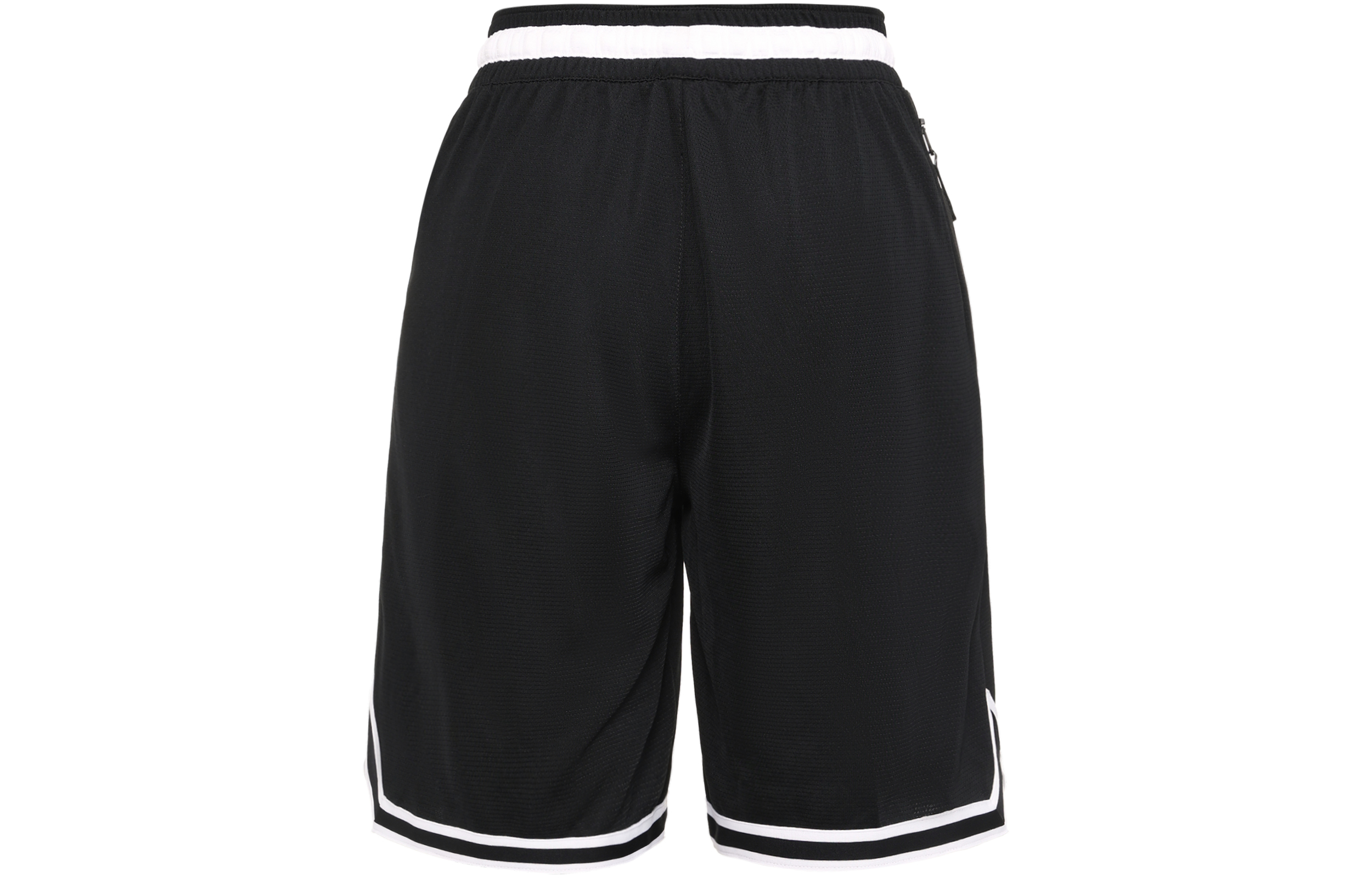 Lookbook Celana Lari & Basket Nike DRI-FIT DNA Hitam/Putih AT3151-010